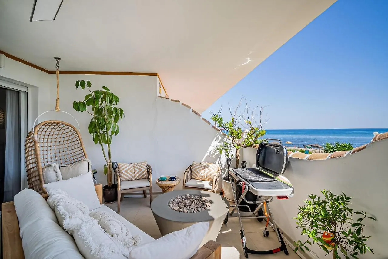 Apartment Luxury 2 Bedroom Beachfront Apt In Bali-Boho Style Sitio de Calahonda Spain