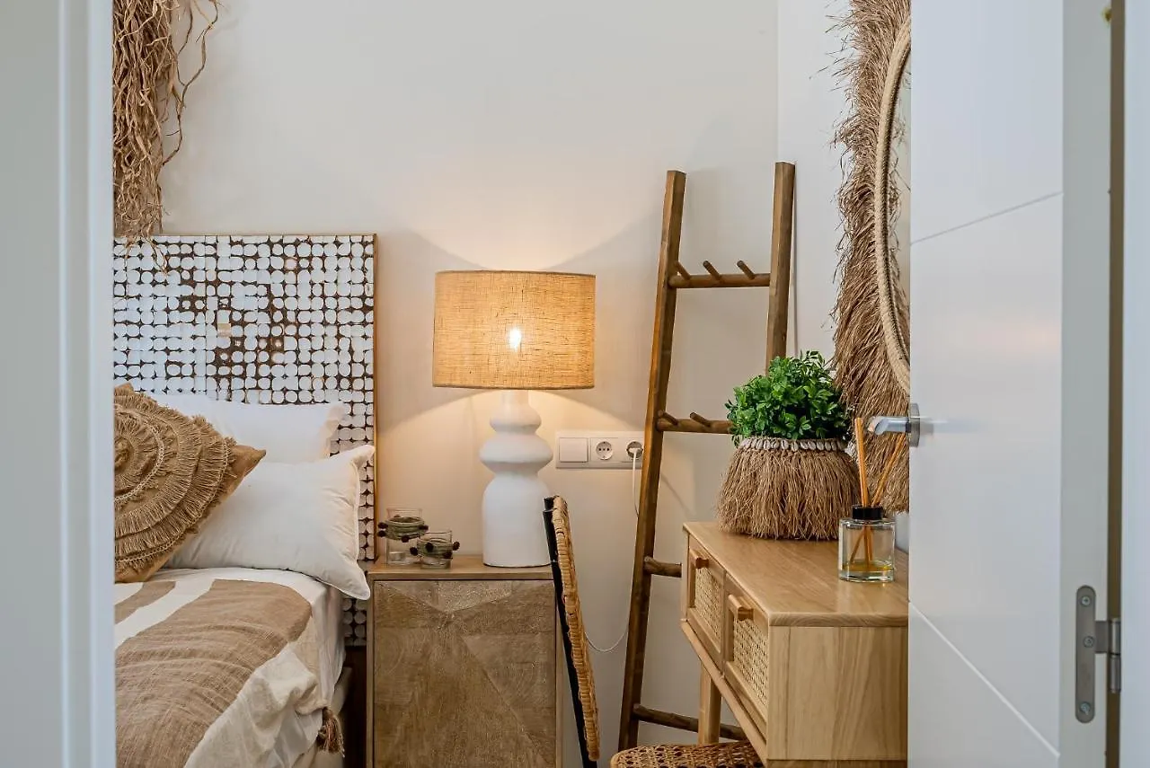 Luxury 2 Bedroom Beachfront Apt In Bali-Boho Style Sitio de Calahonda 0*,  Spain