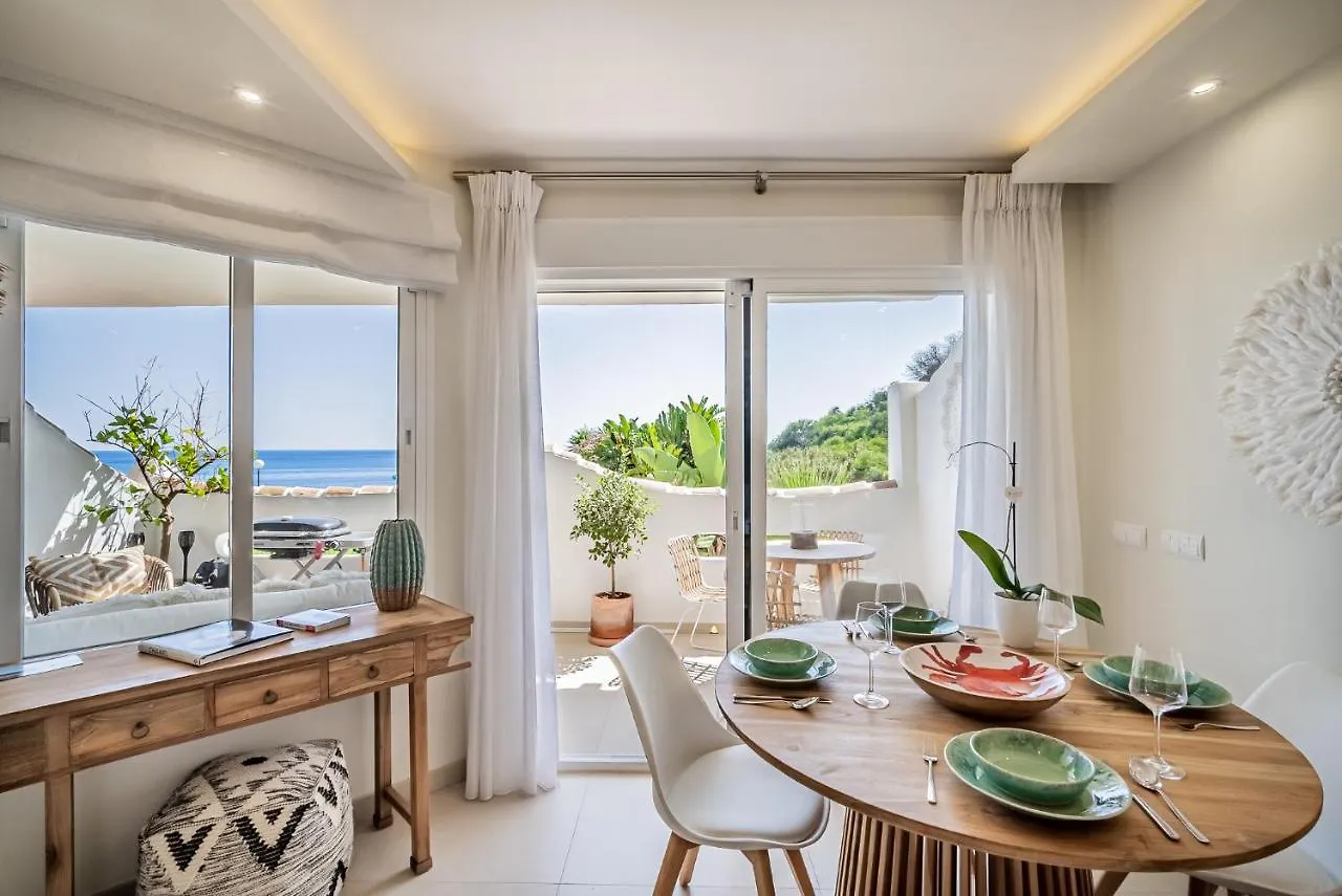 Apartment Luxury 2 Bedroom Beachfront Apt In Bali-Boho Style Sitio de Calahonda
