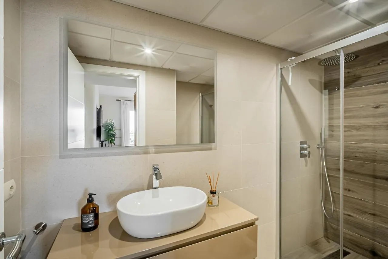 Luxury 2 Bedroom Beachfront Apt In Bali-Boho Style Sitio de Calahonda Apartment