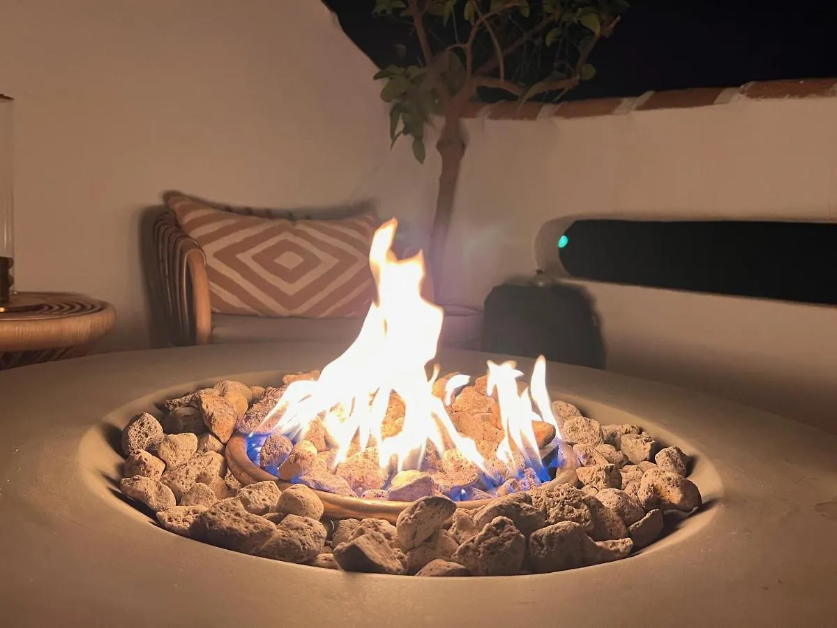 Apartment Luxury 2 Bedroom Beachfront Apt In Bali-Boho Style Sitio de Calahonda
